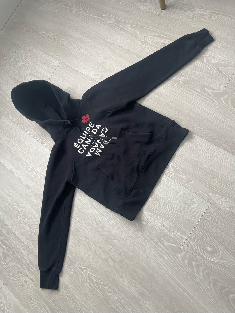 Team Canada Relaxed-Fit Fleece Hoodie
COC Logo size 2 - Picture 7 of 15
